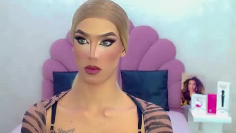 BRIANA online show from 21, 3, 2026