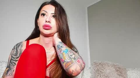 Snapshot of brianadiamondxxx chatting on 25, 5, 2026 brianadiamondxxx online show from 25, 5, 2026