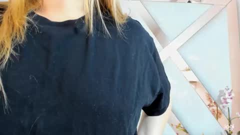 Snapshot of brianna_beltran chatting on 9, 3, 2026 brianna_beltran online show from 9, 3, 2026