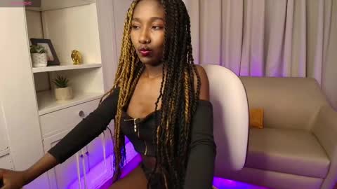 Snapshot of brianna_styles chatting on 10, 9, 2025 brianna_styles online show from 10, 9, 2025