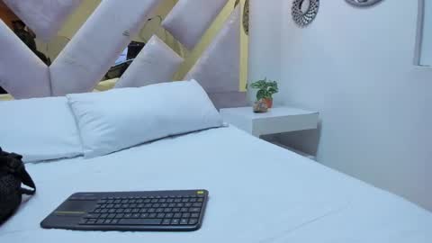 Brianna  online show from 5, 10, 2025