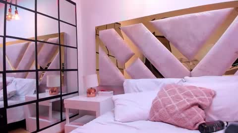 Brianna  online show from 5, 12, 2025