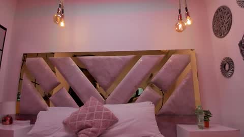 Brianna  online show from 18, 12, 2025