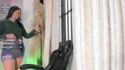    online show from 17, 9, 2025