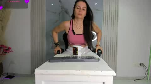    online show from 29, 4, 2026