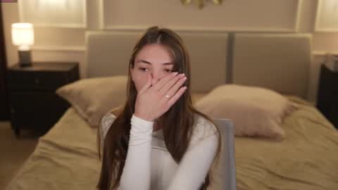 Diamonds Girls online show from 13, 9, 2025