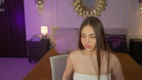 Diamonds Girls online show from 2, 10, 2025