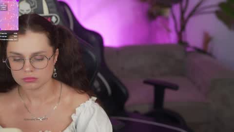 Diamonds Girls online show from 3, 5, 2026