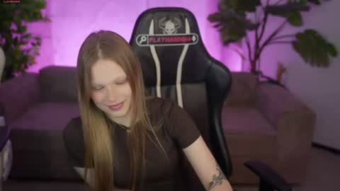 Diamonds Girls online show from 12, 6, 2026