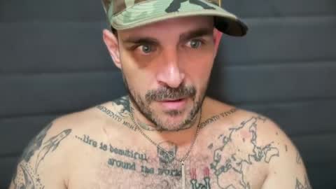 Snapshot of brightbluebrazilianeyes chatting on 1, 7, 2026 Ricardo online show from 1, 7, 2026