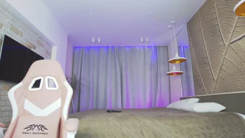 Snapshot of brightrays__ chatting on 6, 2, 2025 Amina Adelina online show from 6, 2, 2025