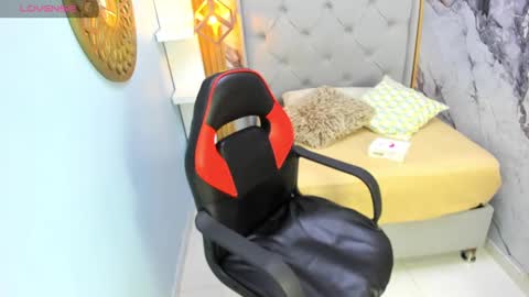          online show from 20, 9, 2025