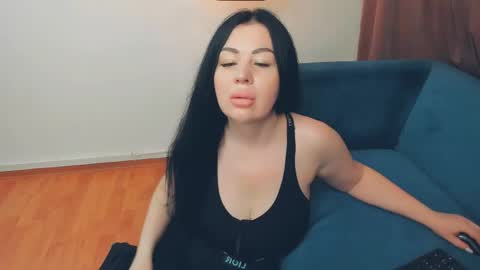 Snapshot of brilliantegirl_ chatting on 18, 4, 2026 brilliantegirl_ online show from 18, 4, 2026