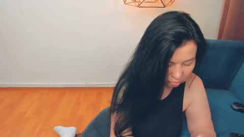 Snapshot of brilliantegirl_ chatting on 5, 5, 2026 brilliantegirl_ online show from 5, 5, 2026