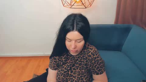 Snapshot of brilliantegirl_ chatting on 29, 5, 2026 brilliantegirl_ online show from 29, 5, 2026