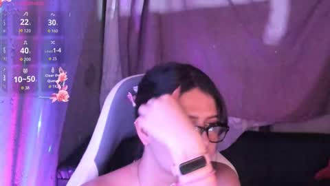 Snapshot of brilovers chatting on 30, 10, 2025 Briana69 online show from 30, 10, 2025