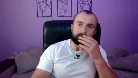 brindlefly69 online show from 10, 6, 2026
