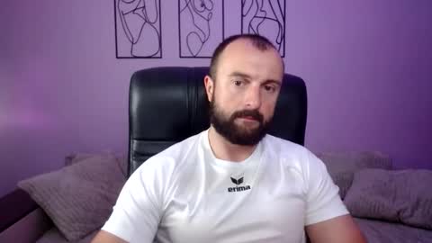 brindlefly69 online show from 11, 6, 2026