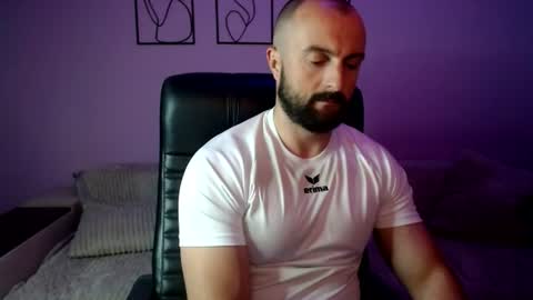 brindlefly69 online show from 20, 6, 2026