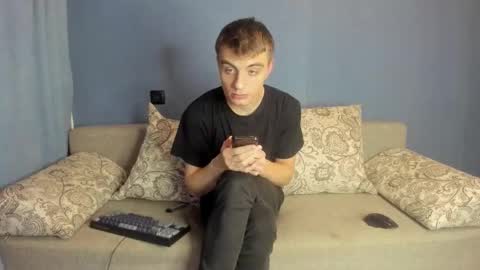 bristlebback online show from 13, 10, 2025