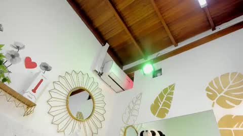 Snapshot of britannyclaire chatting on 20, 9, 2025 BritannyClaire online show from 20, 9, 2025