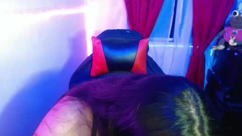 scarleth    follow mee 3 kis online show from 24, 1, 2025