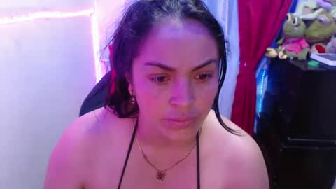 scarleth    follow mee 3 kis online show from 8, 2, 2025