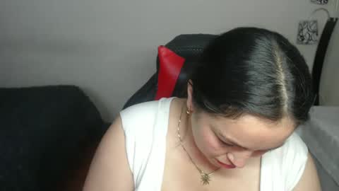 scarleth    follow mee 3 kis online show from 28, 10, 2025