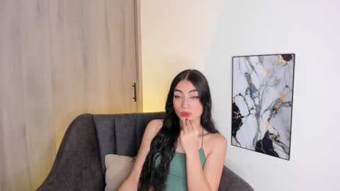 Snapshot of britany__lenox chatting on 27, 9, 2025 britany lenox online show from 27, 9, 2025