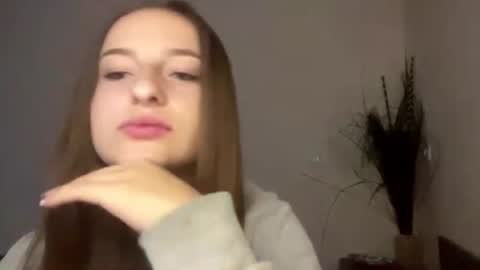 Snapshot of britanysuther chatting on 8, 7, 2026 Ciri online show from 8, 7, 2026