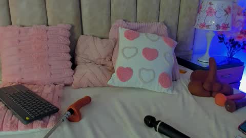 brithanyparker_ online show from 27, 3, 2026