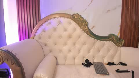 Snapshot of brithanysummer chatting on 13, 11, 2025 brithanysummer online show from 13, 11, 2025