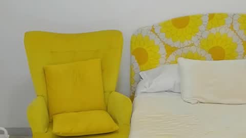 Snapshot of britishmilfpenelope chatting on 9, 2, 2026 Penelope online show from 9, 2, 2026