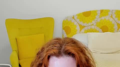 Snapshot of britishmilfpenelope chatting on 27, 2, 2026 Penelope online show from 27, 2, 2026