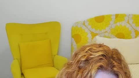 Snapshot of britishmilfpenelope chatting on 14, 6, 2026 Penelope online show from 14, 6, 2026