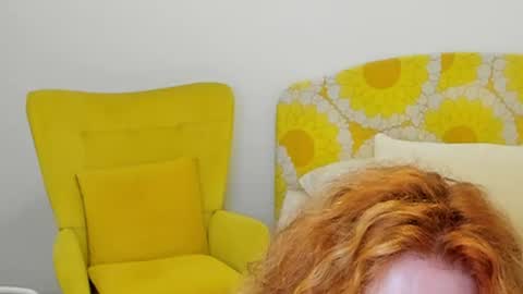 Snapshot of britishmilfpenelope chatting on 4, 7, 2026 Penelope online show from 4, 7, 2026