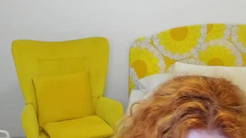 Snapshot of britishmilfpenelope chatting on 9, 7, 2026 Penelope online show from 9, 7, 2026