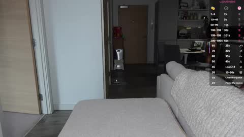 Snapshot of britishsofia chatting on 19, 1, 2026 British Sofia online show from 19, 1, 2026