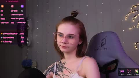 Snapshot of britney_lynch chatting on 11, 1, 2025 Britney online show from 11, 1, 2025