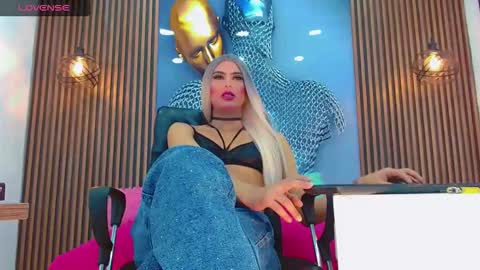 Snapshot of britney_ortega chatting on 8, 3, 2026 britney_ortega online show from 8, 3, 2026