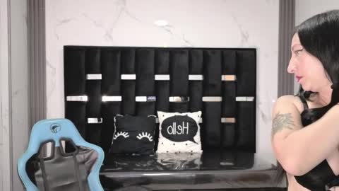 Britney  online show from 23, 9, 2025