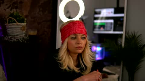 britneyhudson online show from 4, 5, 2026