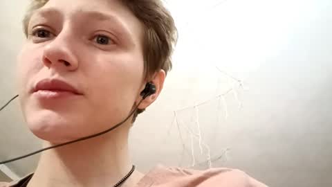 Snapshot of brittaneyglicher chatting on 17, 9, 2025 Ella online show from 17, 9, 2025