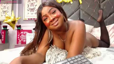 brittany 25 years old  happy as a worm  online show from 23, 12, 2024