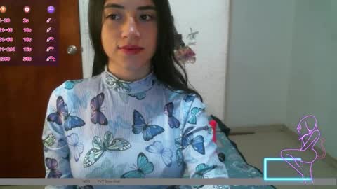 Snapshot of brittanymilan156 chatting on 14, 10, 2025 BRITTANY online show from 14, 10, 2025