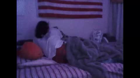 Snapshot of brokeboyrecordlabel chatting on 6, 2, 2026 brokeboyrecordlabel online show from 6, 2, 2026