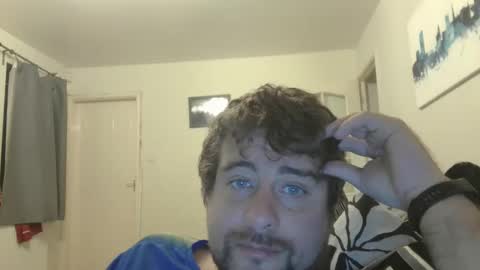 Snapshot of broken2k22 chatting on 3, 10, 2025 Broken online show from 3, 10, 2025