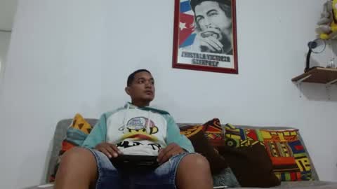 ADRIANO online show from 4, 7, 2026
