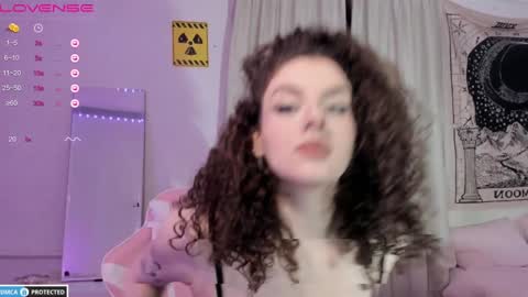 Snapshot of brookchills chatting on 11, 12, 2024 Brook Help me collect 100 reactions online show from 11, 12, 2024
