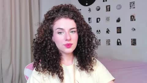 Snapshot of brookchills chatting on 13, 9, 2025 Brook Help me collect 100 reactions online show from 13, 9, 2025